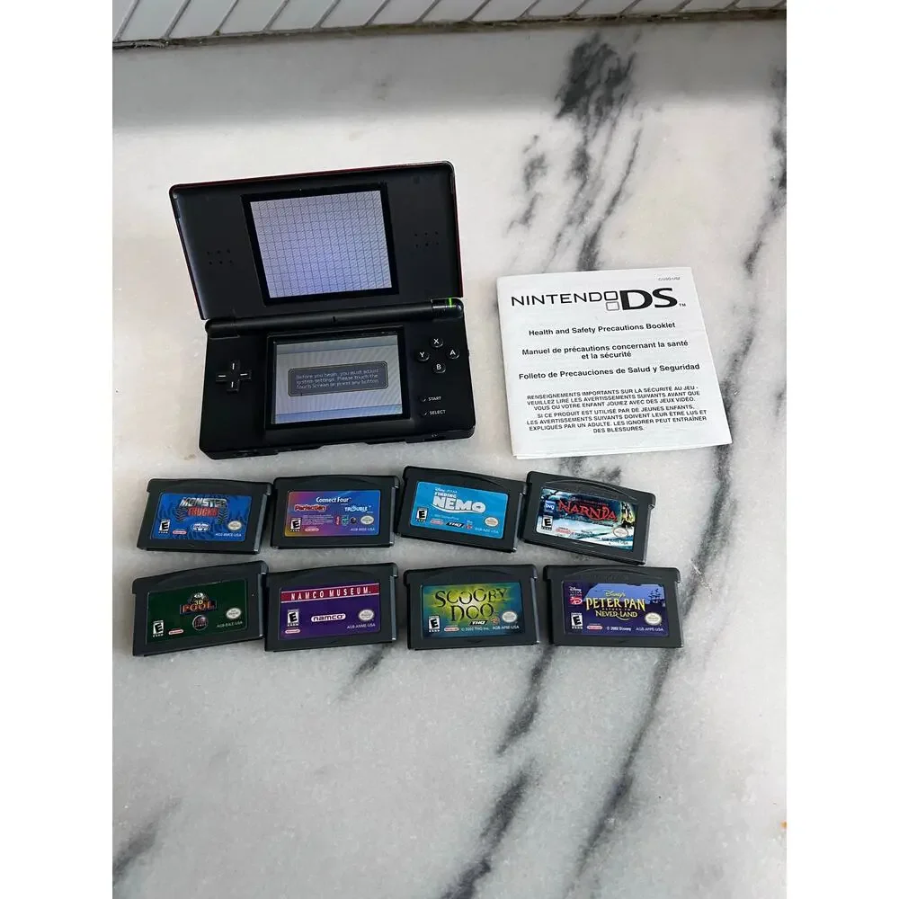 Nintendo DS Lite Red Tested + 8 GBA Games Bundle Finding Nemo Scooby Doo